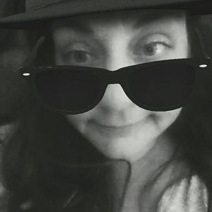 Meet your Posher, Carolyn